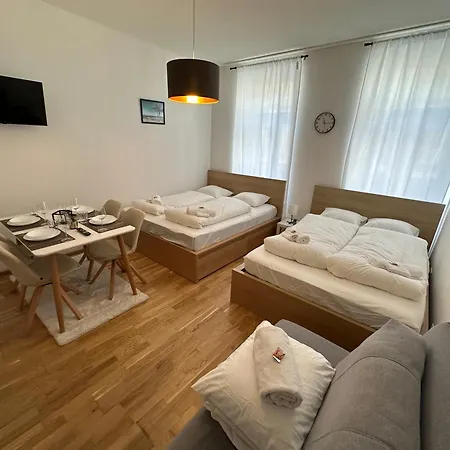 Cozy 5-Person Apartment In Vienna 6 Exterior photo